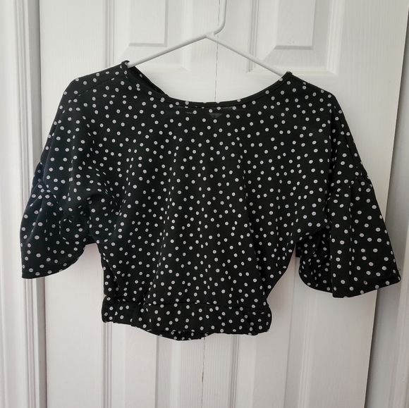 BOOHOO- *BUNDLE* Polka Dot Ruffle Open Tie Back Cropped Shirt - Picture 5 of 8